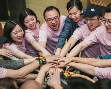共同谱写新篇